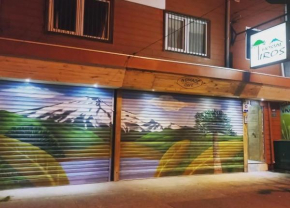 HOSTAL IROS